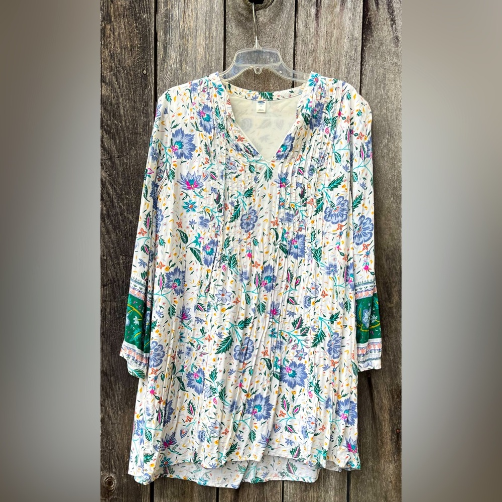 Ladies old navy dress